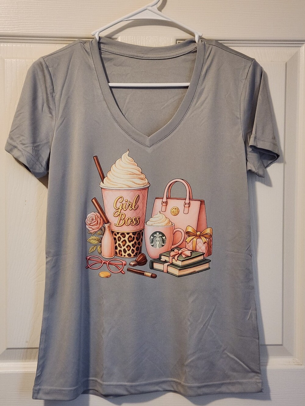 GIRL BOSS ~ LADIES VNECK TSHIRT